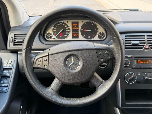 MERCEDES – Clase B – 200 CDI Sport